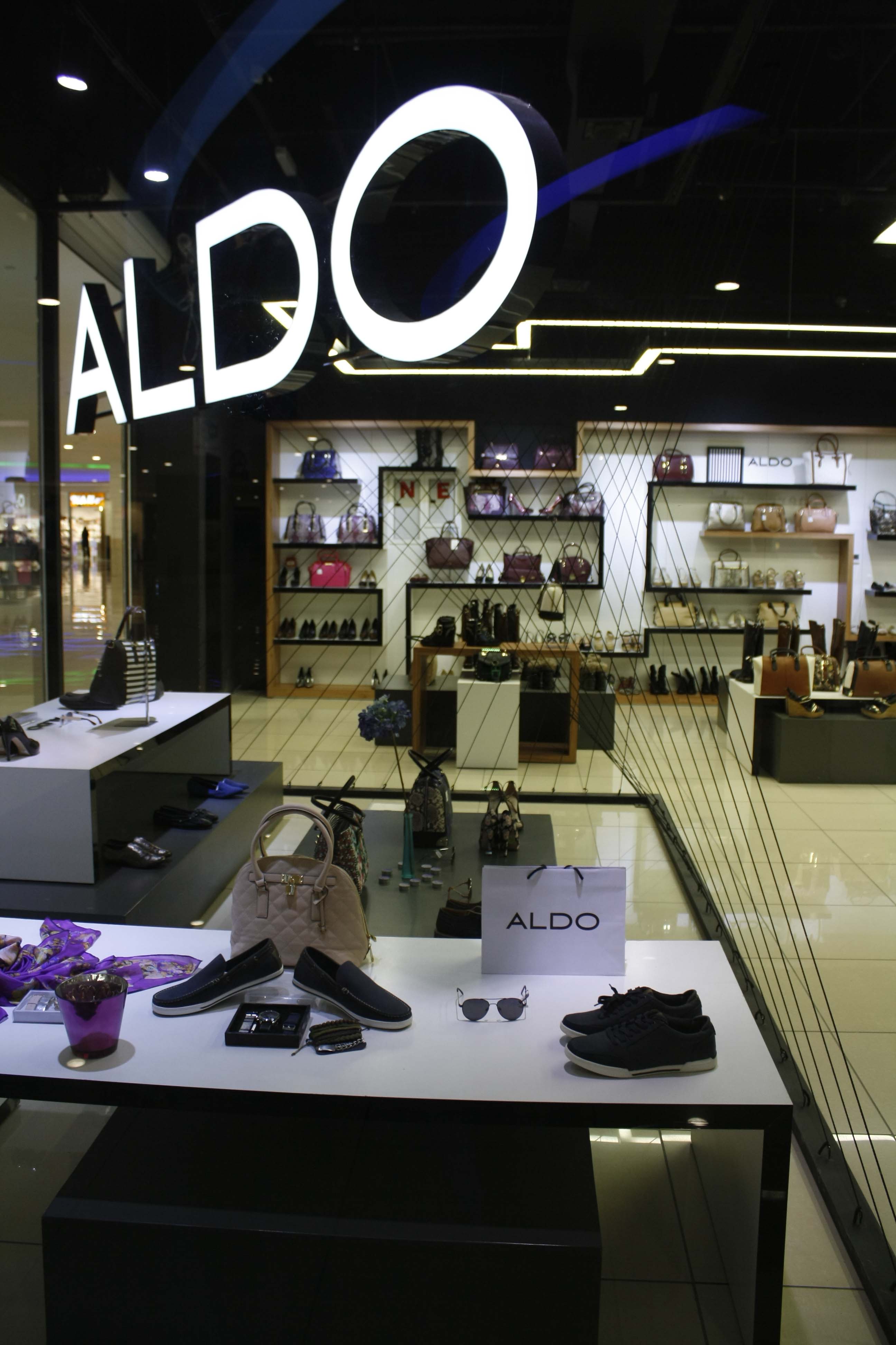 ALDO collection Shop interior